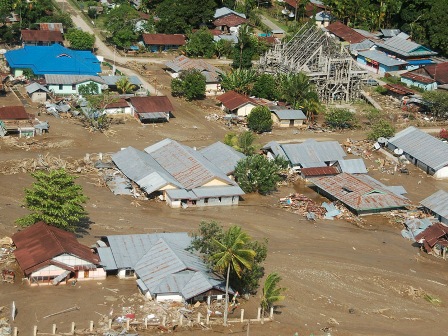 10 Tewas, 10 Hilang Dilanda Banjir Bandang di Mamasa